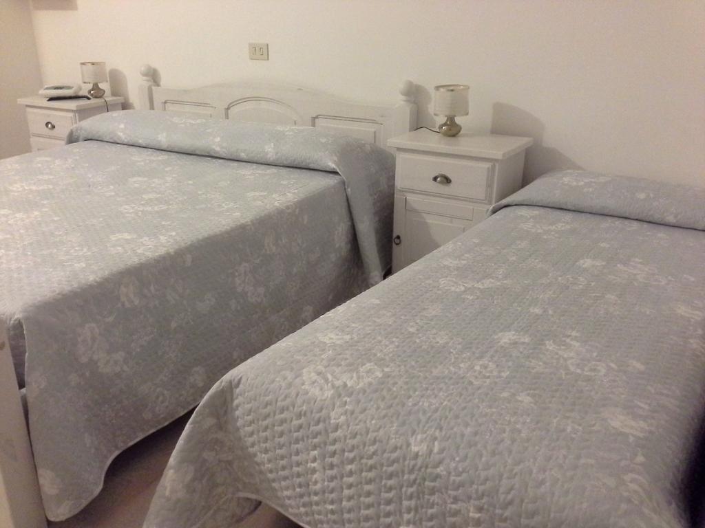 Hotel La Rama ラツィーゼ エクステリア 写真